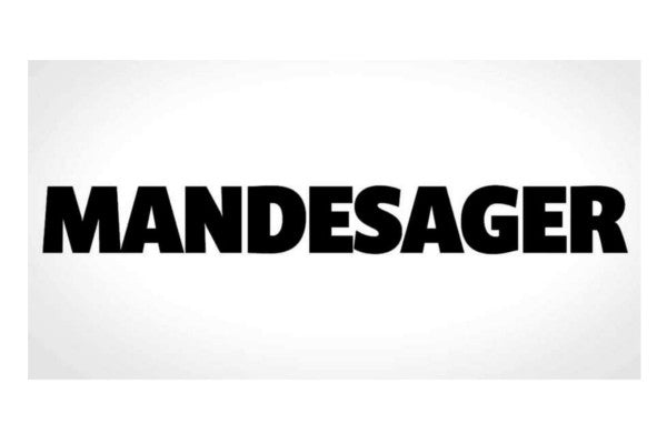 STRAND BOARDS SURFBOARD SHOWER